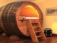 upcycleDZINE Beer Barrel Bed